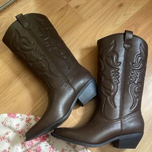 Cute Chocolate Brown Cowboy Boots